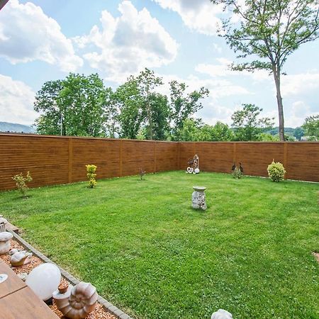 Auszeit Steiraland 1 Mit Privaten Garten Ueberdachter Terrasse Und Parken Leoben  Exteriör bild