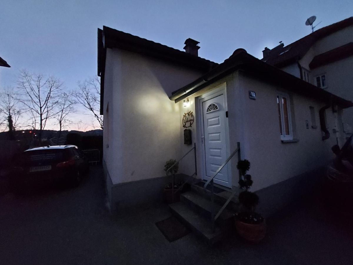 Auszeit Steiraland 1 Mit Privaten Garten Ueberdachter Terrasse Und Parken Leoben  Exteriör bild