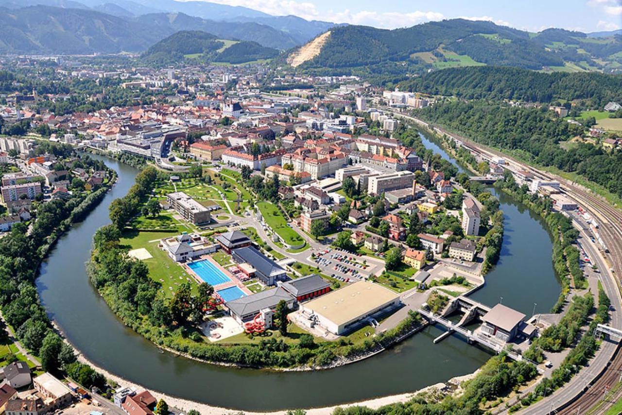 Auszeit Steiraland 1 Mit Privaten Garten Ueberdachter Terrasse Und Parken Leoben  Exteriör bild