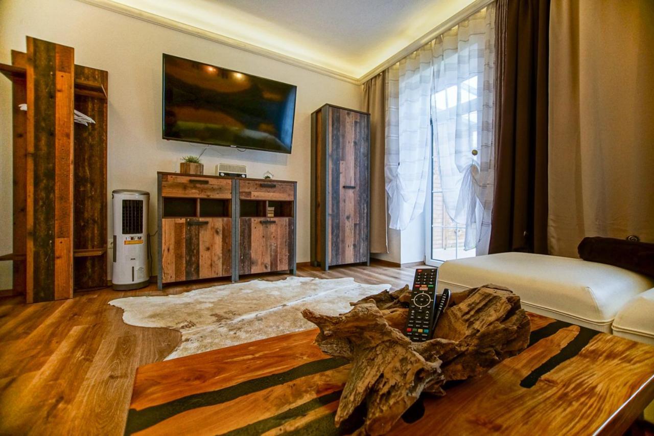 Auszeit Steiraland 1 Mit Privaten Garten Ueberdachter Terrasse Und Parken Leoben  Exteriör bild